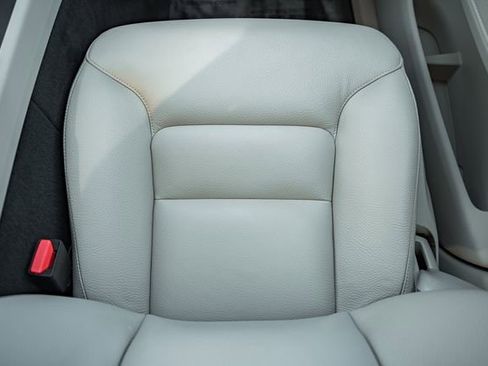 Used 2021 Volvo XC60 T5 Momentum w/ Advanced Package image 30