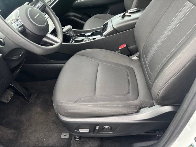 Used 2025 Hyundai Tucson SEL AWD/4WD image 19