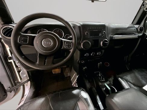 Used 2015 Jeep Wrangler Unlimited Sport AWD/4WD image 15