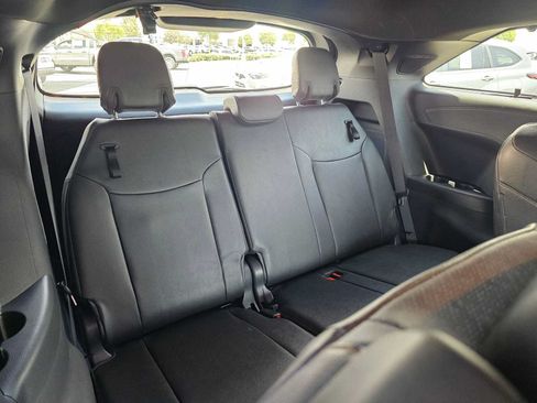 Certified 2025 Toyota Sienna Platinum AWD/4WD image 13