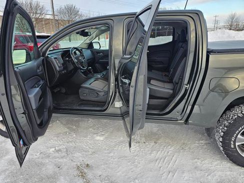 Used 2018 Chevrolet Colorado Z71 image 10