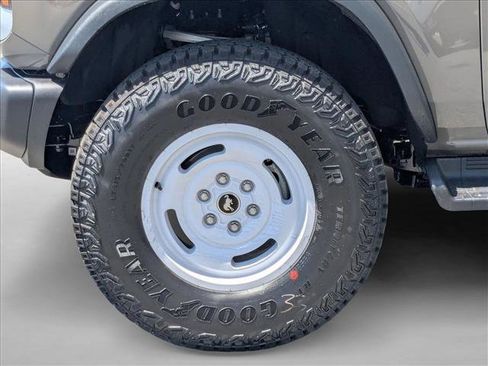 New 2026 Ford Bronco Heritage Edition AWD/4WD image 10