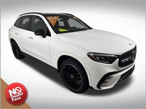 Used 2023 Mercedes-Benz GLC 300 image 1