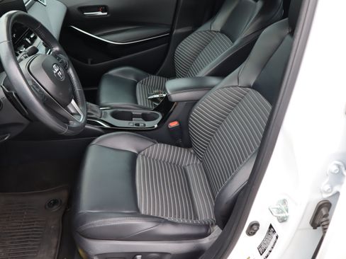 Used 2023 Toyota Corolla XSE FWD image 16