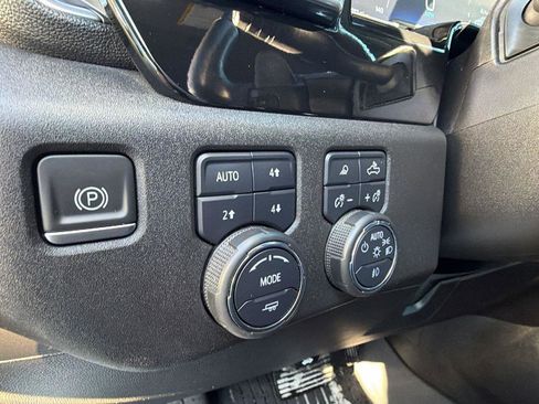 Used 2023 Chevrolet Silverado 1500 RST image 19