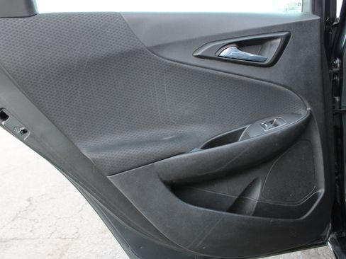 Used 2017 Chevrolet Malibu LT image 37