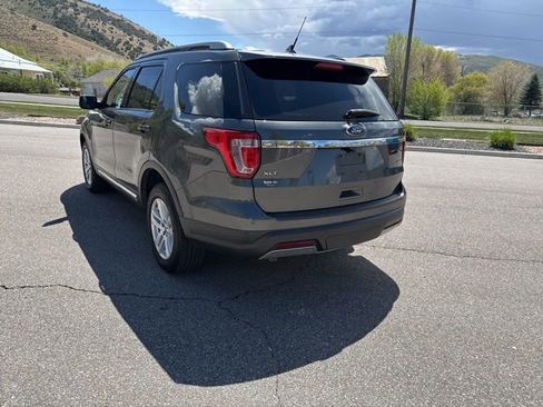 Used 2019 Ford Explorer XLT w/ Equipment Group 202A AWD/4WD image 5