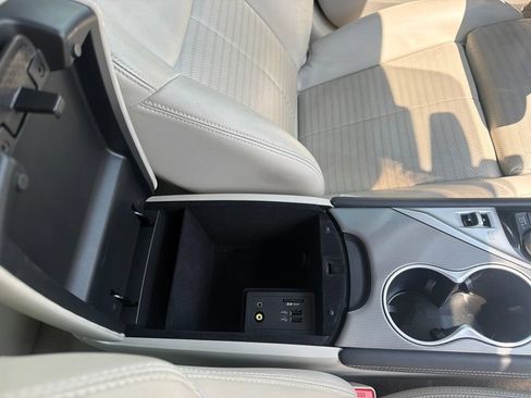Used 2017 INFINITI Q50 Sport AWD/4WD image 47