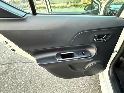 Used 2015 Toyota Prius C Two FWD image 21