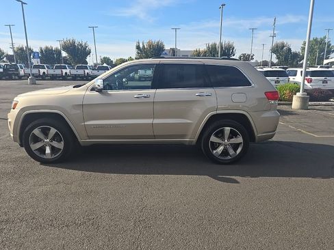 Used 2015 Jeep Grand Cherokee Overland AWD/4WD image 5