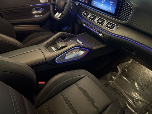 New 2026 Mercedes-Benz GLE 63 AMG S image 15
