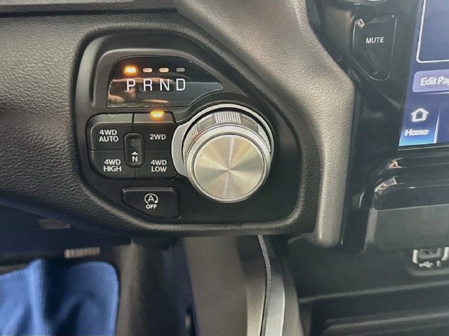 Used 2023 RAM 1500 Laramie AWD/4WD image 21