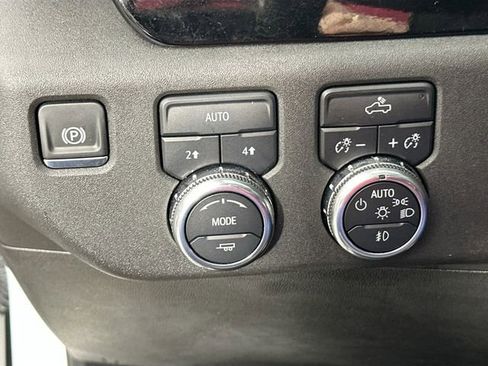 Used 2024 GMC Sierra 1500 Elevation AWD/4WD image 22