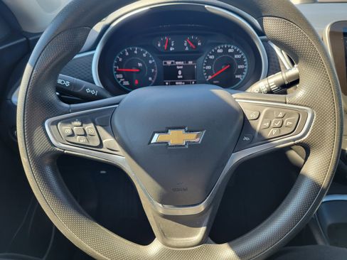Used 2022 Chevrolet Malibu LT image 8