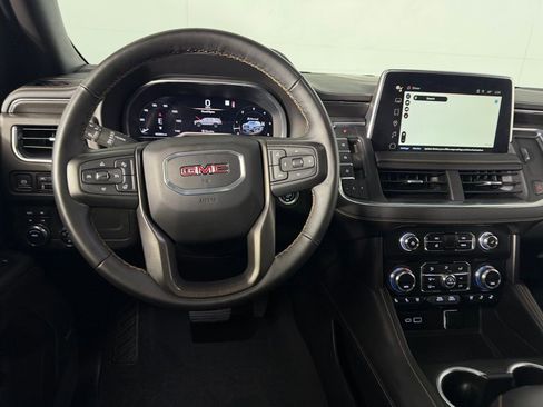 Used 2023 GMC Yukon AT4 w/ AT4 Premium Package AWD/4WD image 12
