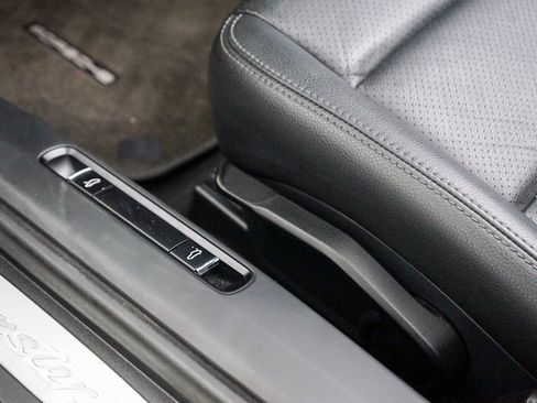 Used 2013 Porsche Boxster S image 36