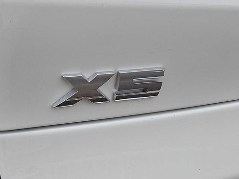 New 2026 BMW X5 M60i w/ Climate Comfort Package AWD/4WD image 12