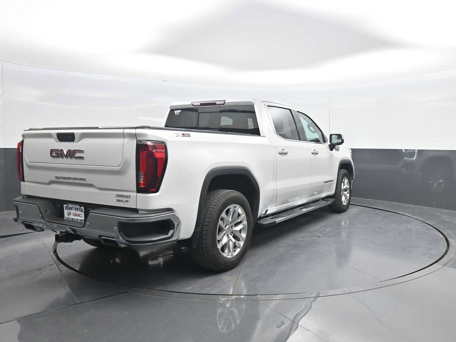 Used 2021 GMC Sierra 1500 SLT w/ SLT Premium Plus Package AWD/4WD image 7