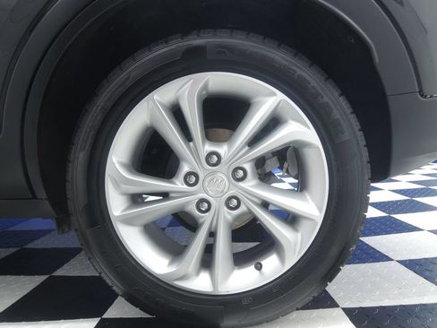 Used 2023 Buick Encore GX Preferred w/ Cold Weather Comfort Package FWD image 6