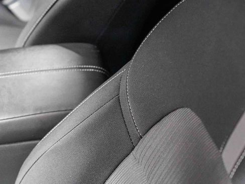 Used 2020 Nissan Sentra SV FWD image 19