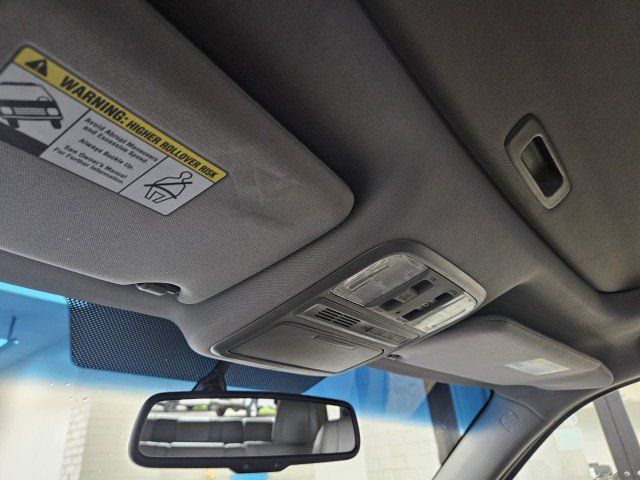 Used 2014 Honda Pilot Touring image 23