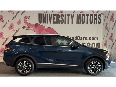 Used 2023 Kia Sportage EX AWD/4WD image 8