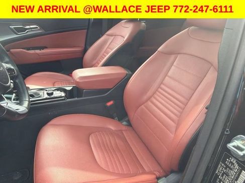 Used 2023 Kia Sportage SX FWD image 4