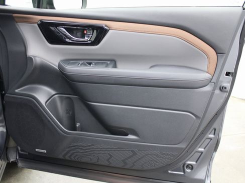 Used 2025 Subaru Forester Sport w/ Popular Package #1 image 23