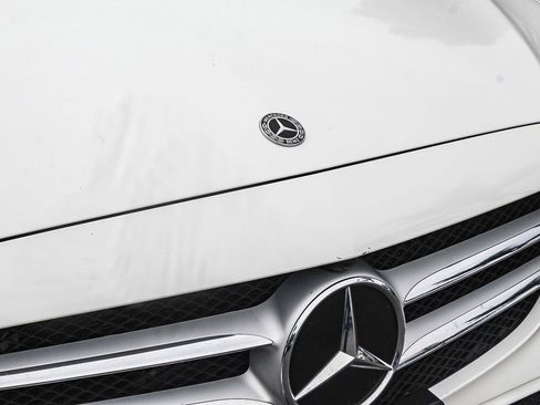 Used 2021 Mercedes-Benz C 300 Sedan image 9