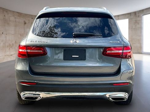 Used 2019 Mercedes-Benz GLC 350e 4MATIC w/ Premium Package image 5