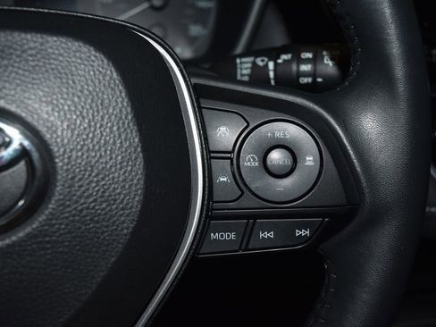 Used 2023 Toyota Corolla SE image 9