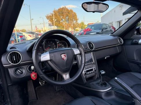 Used 2007 Porsche Boxster image 10