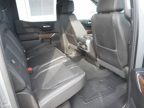 Used 2020 Chevrolet Silverado 1500 High Country w/ Safety Package II image 17