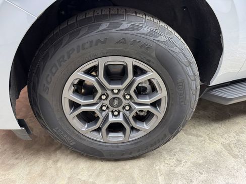 Certified 2025 Ford Expedition Active AWD/4WD image 31