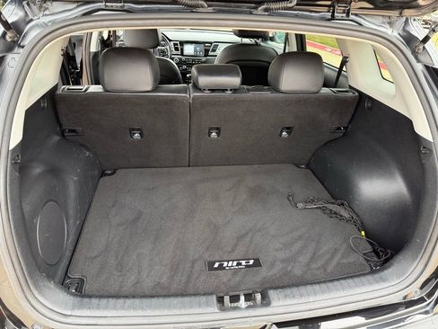 Used 2019 Kia Niro Touring image 26