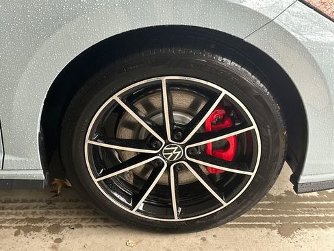 New 2026 Volkswagen Jetta GLI Autobahn FWD image 12