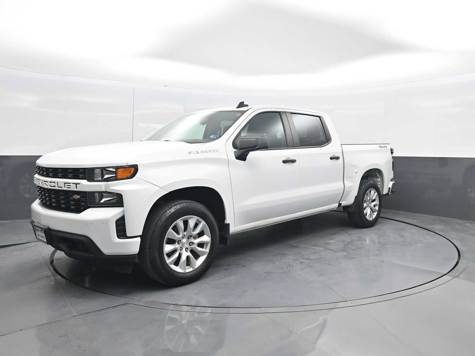 Used 2022 Chevrolet Silverado 1500 Custom AWD/4WD image 4