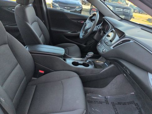 Used 2023 Chevrolet Malibu LT image 21