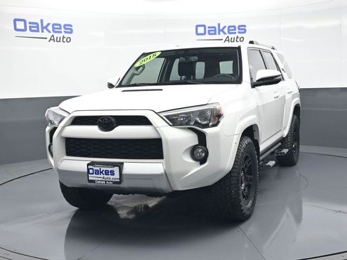 Used 2018 Toyota 4Runner TRD Off-Road Premium image 4