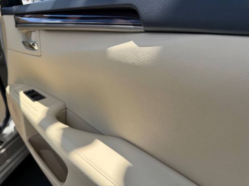 Used 2013 Lexus ES 350 w/ Premium Pkg FWD image 13