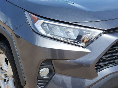 Used 2021 Toyota RAV4 XLE FWD image 10