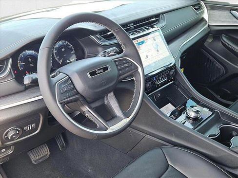 New 2025 Jeep Grand Cherokee L Limited w/ Luxury Tech Group II image 3