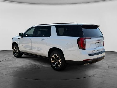 New 2026 GMC Yukon XL AT4 Ultimate AWD/4WD image 8