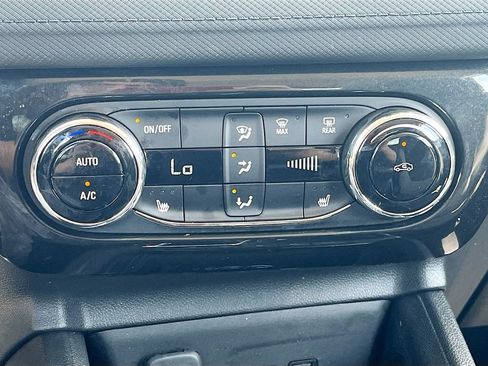 Used 2026 Chevrolet TrailBlazer LT w/ Convenience Package AWD/4WD image 15