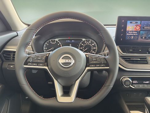 New 2026 Nissan Altima 2.5 SR w/ SR Midnight Edition Package FWD image 9