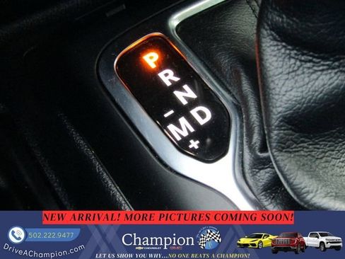 Used 2023 Jeep Wrangler Sport image 15