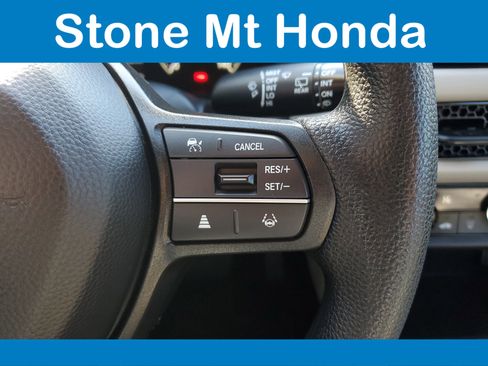 Used 2025 Honda HR-V LX image 23