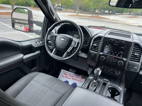 Used 2018 Ford F150 XLT w/ Equipment Group 302A Luxury AWD/4WD image 26