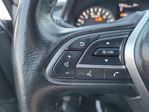 Used 2019 INFINITI Q50 Luxe image 7