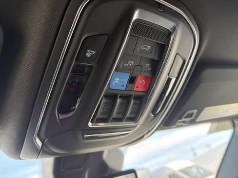 New 2026 Jeep Grand Cherokee Limited image 19